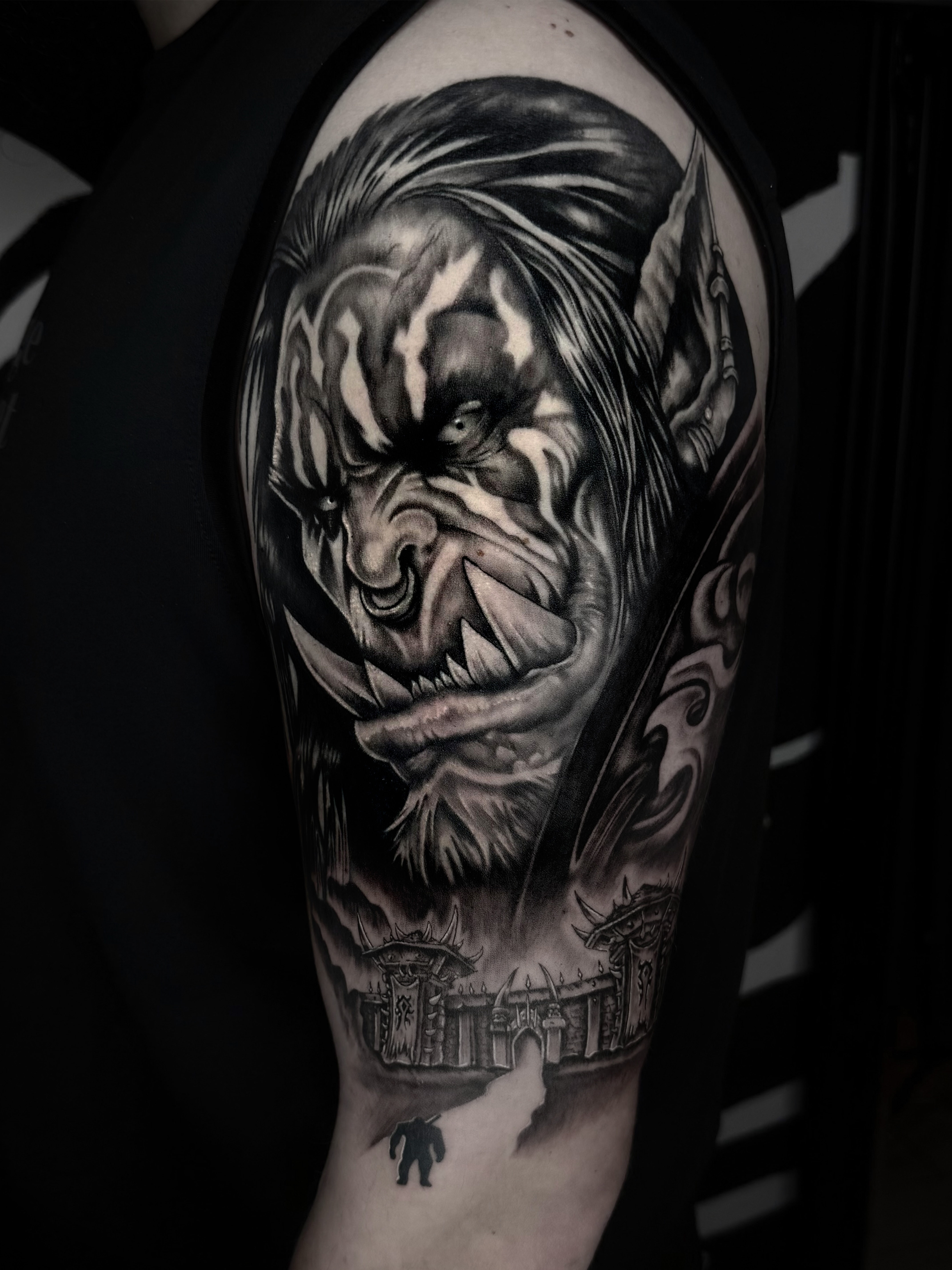 Geometric Sleeve