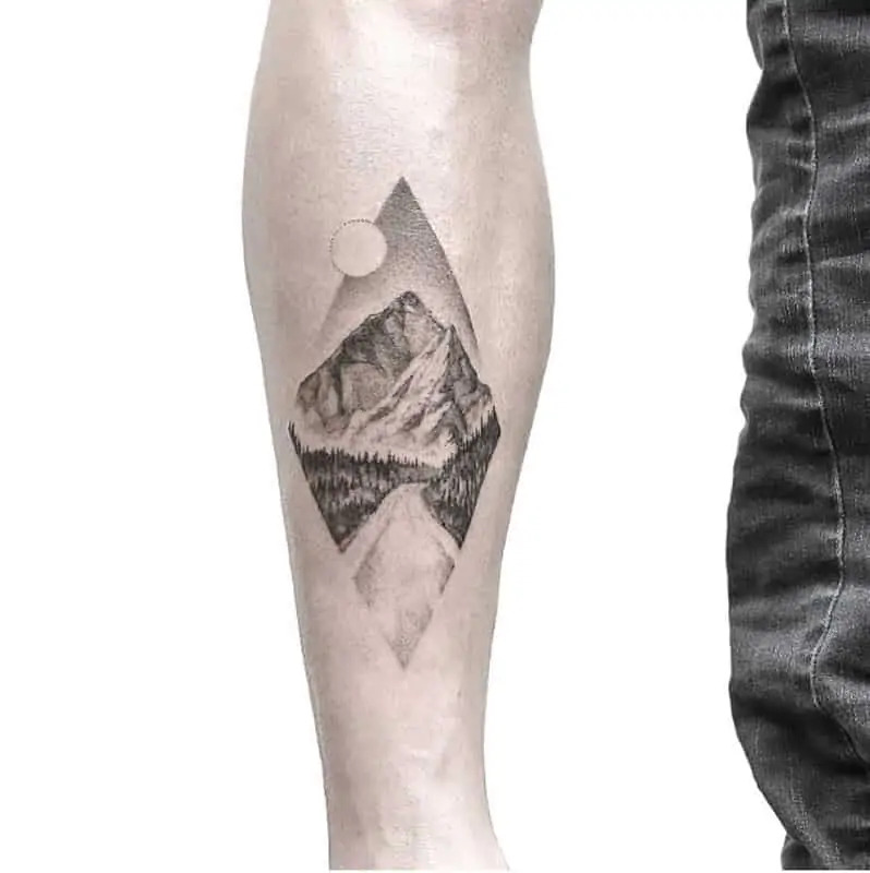 Neo-Traditional Tattoo by Silvano Fiato